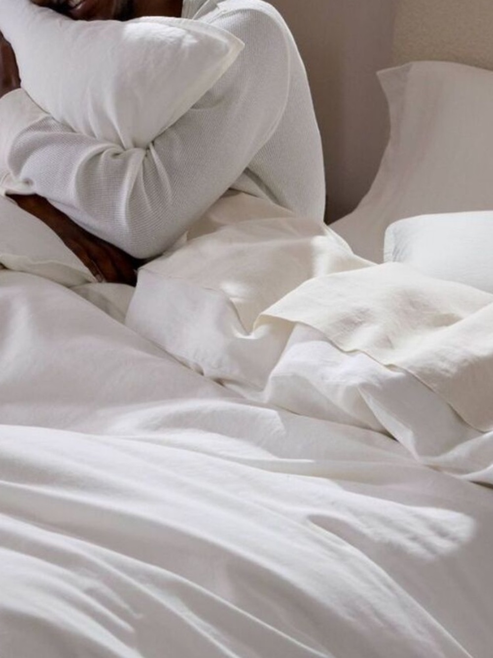 Parachute White Relaxed Linen Duvet Cover w/ 2 Pillow Covers